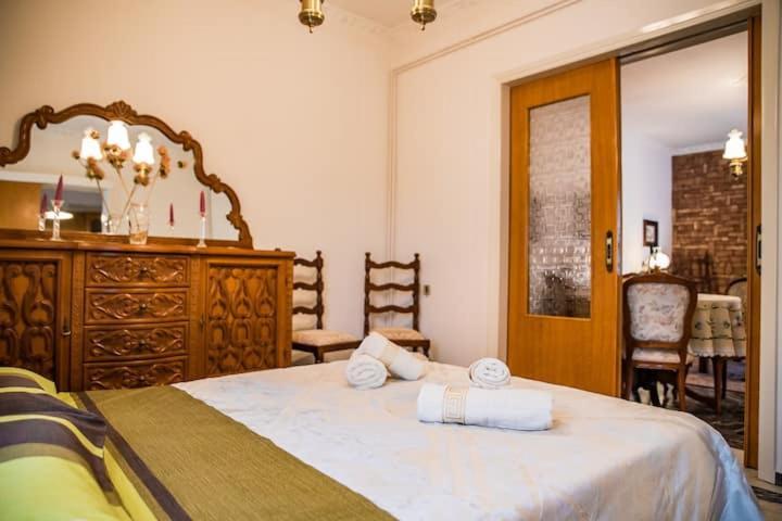 Traditional Antique Deco House كالامباكا المظهر الخارجي الصورة